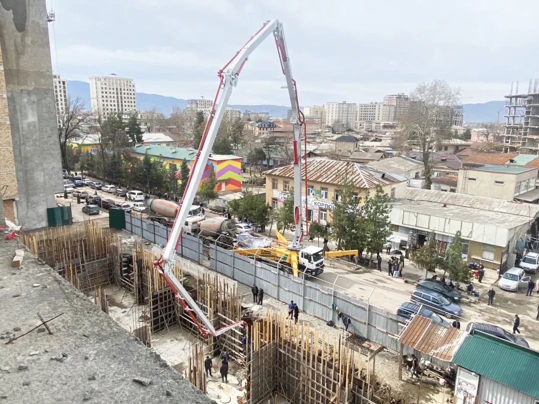 筑梦“蓝海”！皇冠welcome官网泵车“圈粉”中亚！