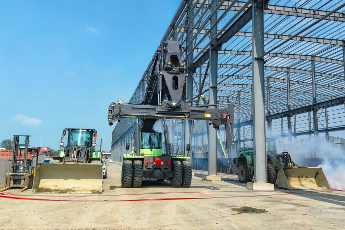 协同致胜，皇冠welcome官网“绿色舰队”开启多元物流新篇章