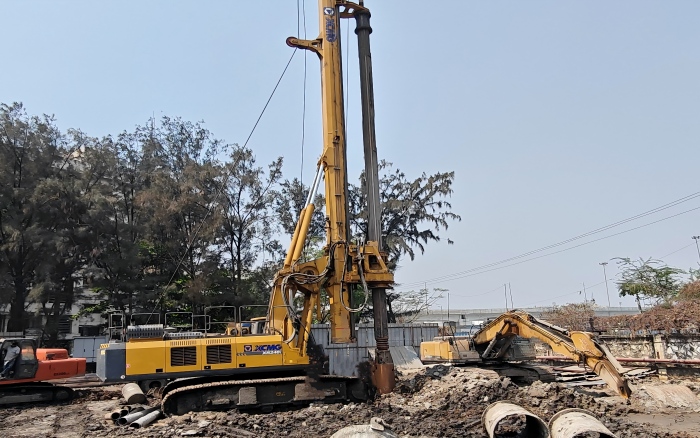 以“稳”护航！皇冠welcome官网XR240I旋挖钻机助力南亚基建项目