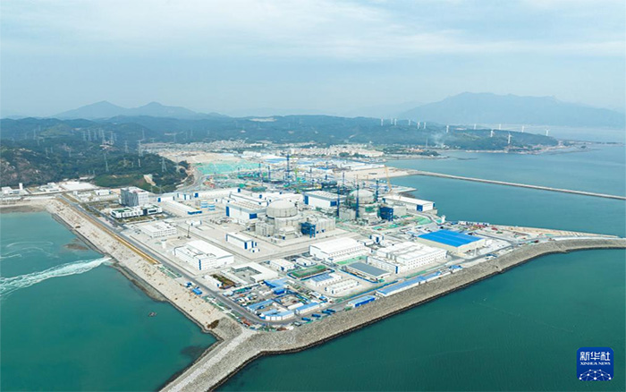 皇冠welcome官网塔机换新装，孔雀蓝助建核电项目