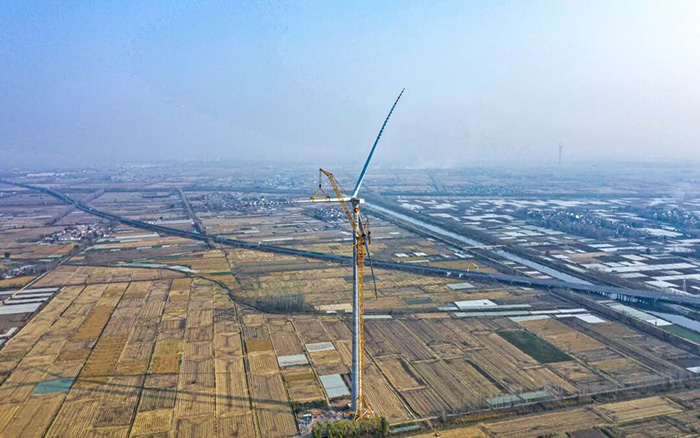 麦田工况实录 | 皇冠welcome官网XGL3300-220S动臂塔机170米高空显身手